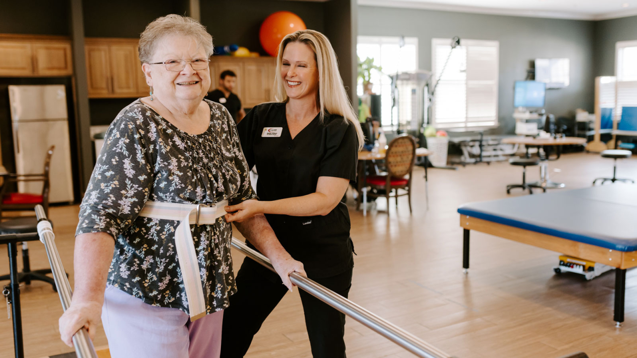 elder-doing-physical-therapy-at-Poplar-Grove